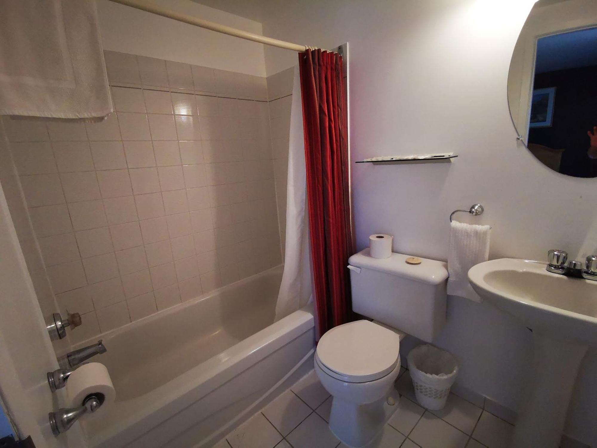 Hotel Alila Saint-Sauveur-des-Monts Szoba fotó